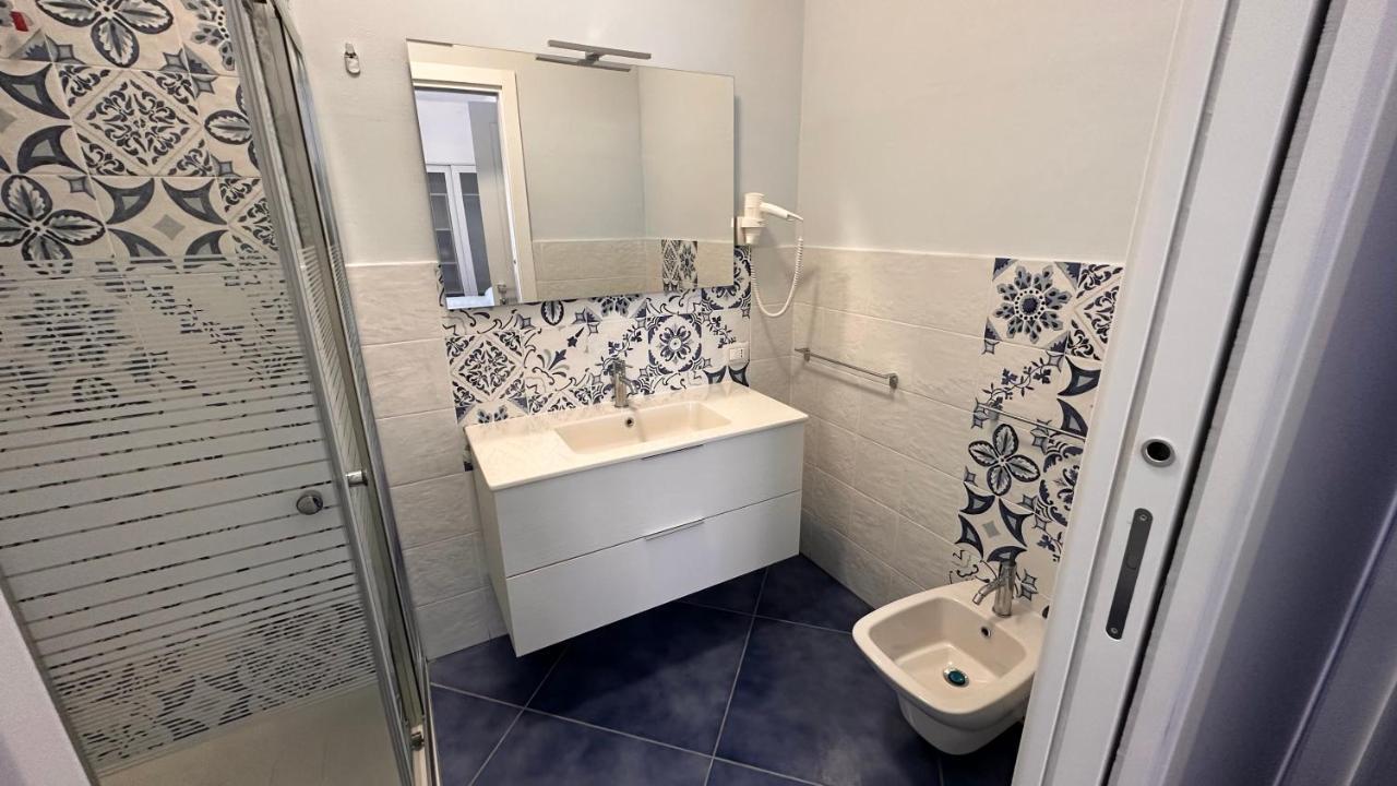 Hotel La Giara Дзамброне Екстериор снимка